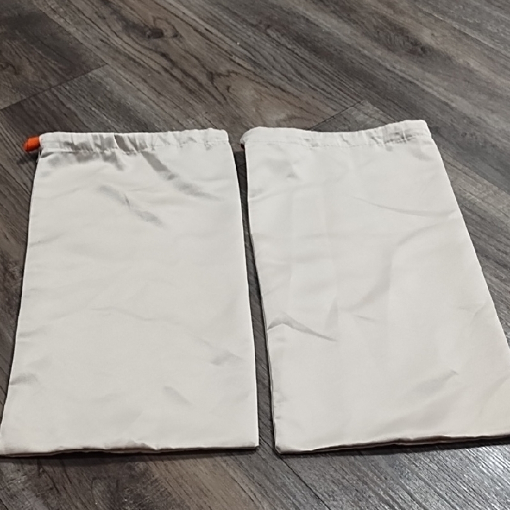 Santoni Cream Dust Bags with Orange Accents (2) - Picture 4 of 4